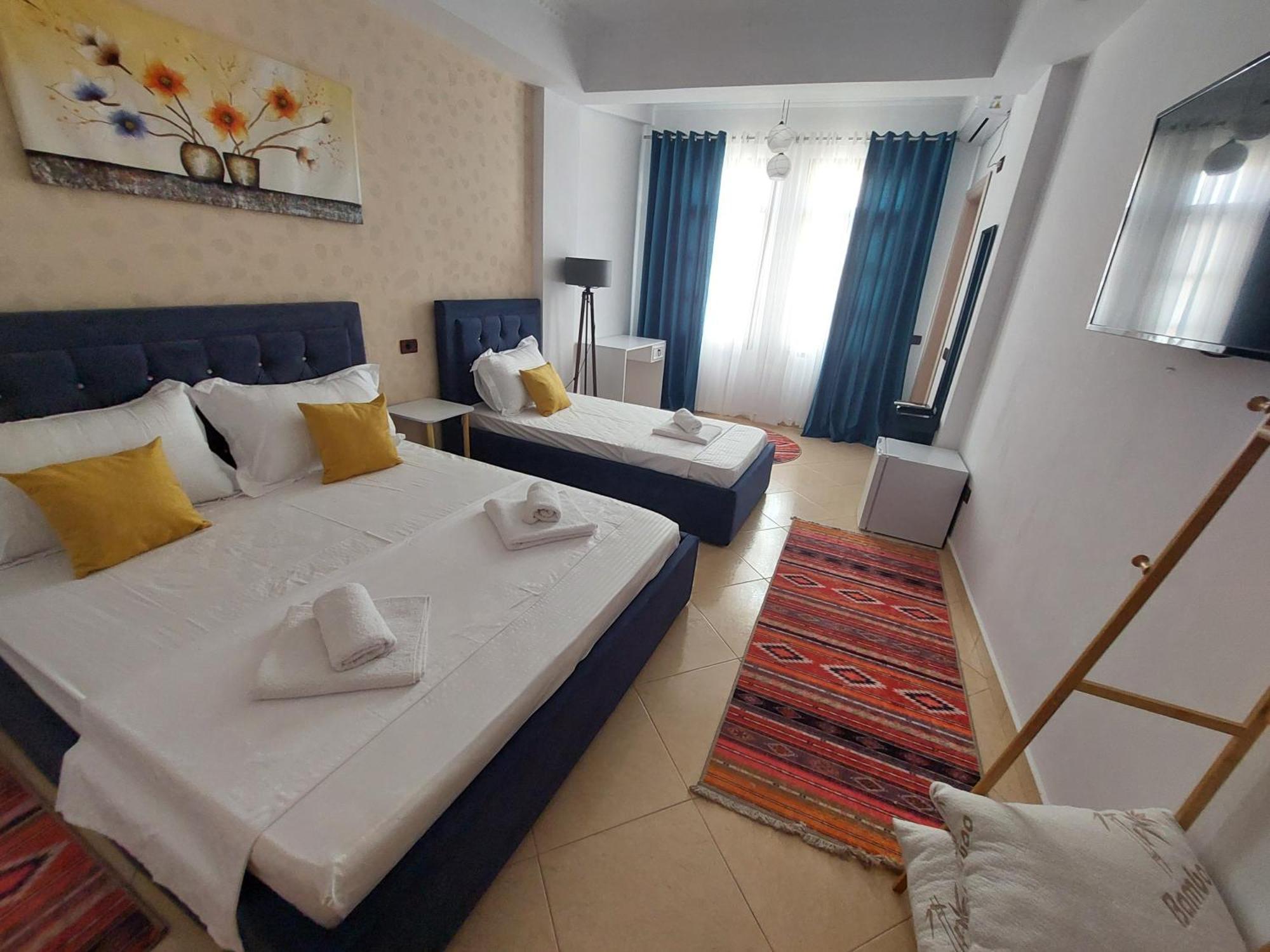 Godard Apartments Vlorë Eksteriør billede