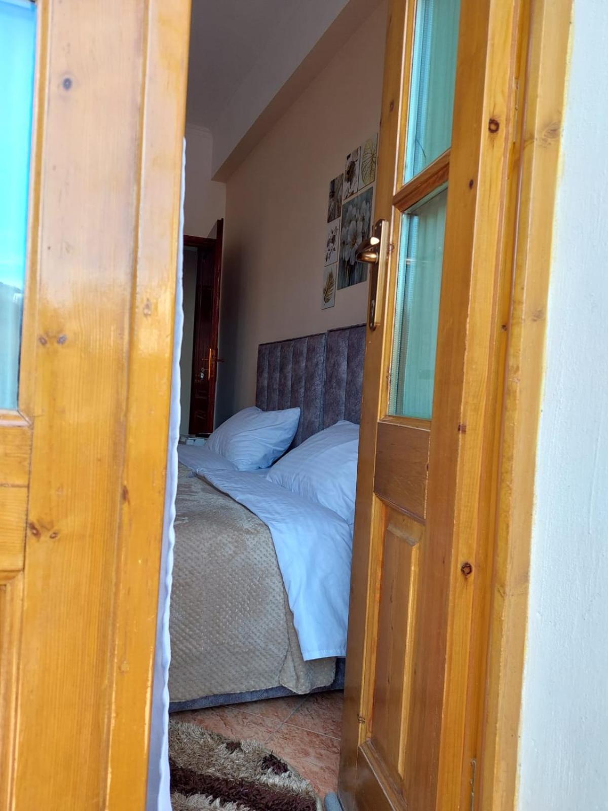 Godard Apartments Vlorë Eksteriør billede