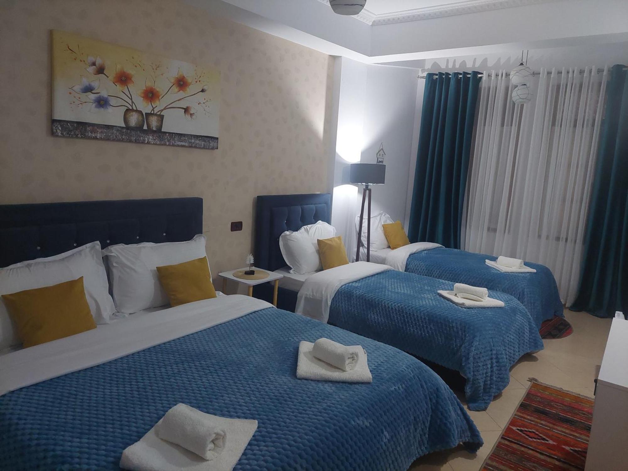 Godard Apartments Vlorë Eksteriør billede